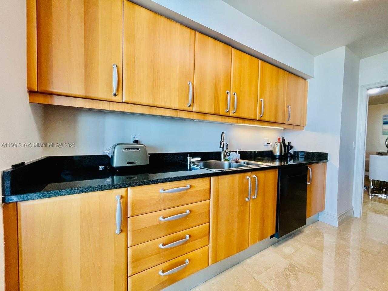 Small Image of 16500 COLLINS AVE #1652, Sunny Isles Beach Number 6