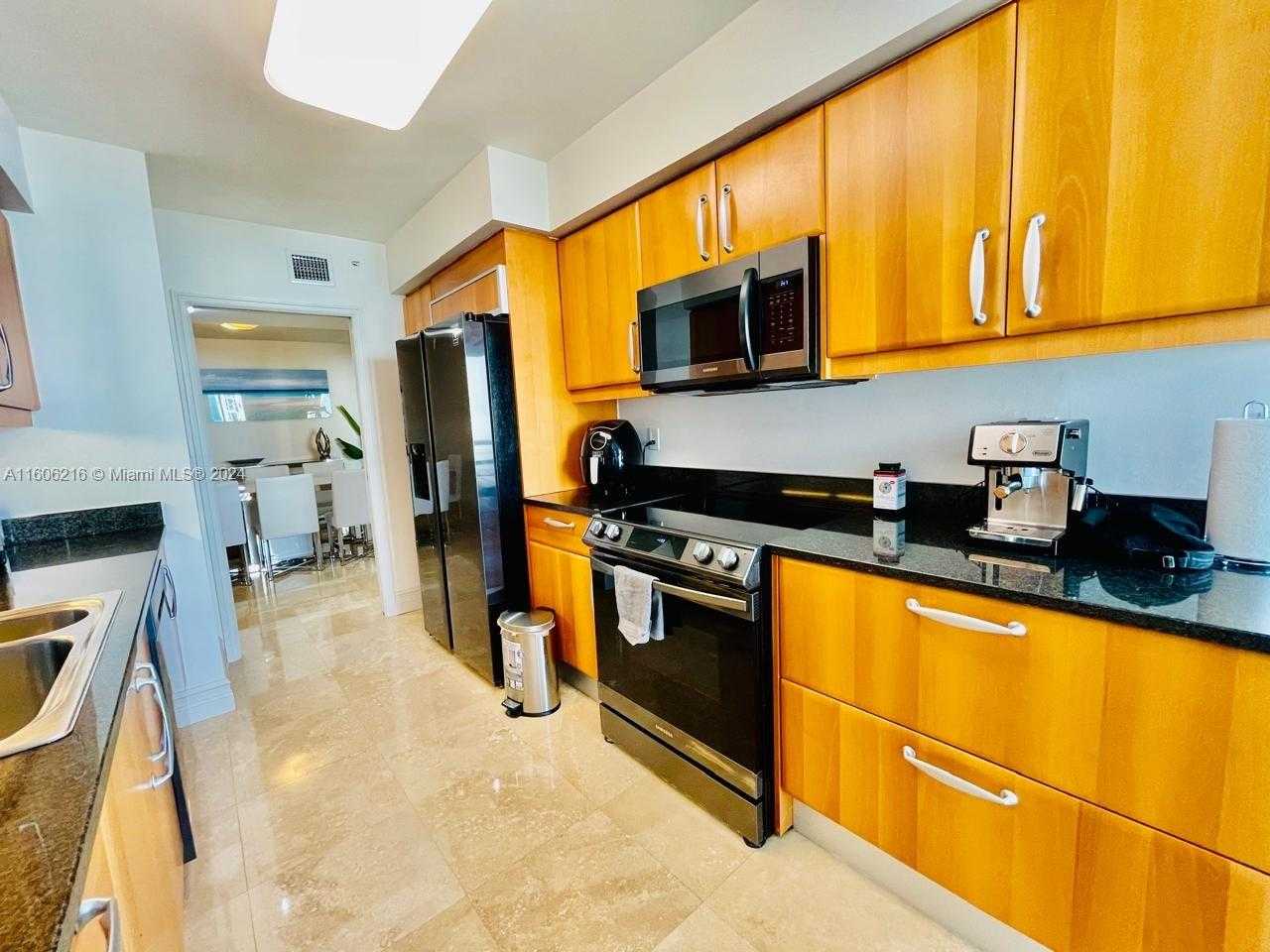 Small Image of 16500 COLLINS AVE #1652, Sunny Isles Beach Number 9