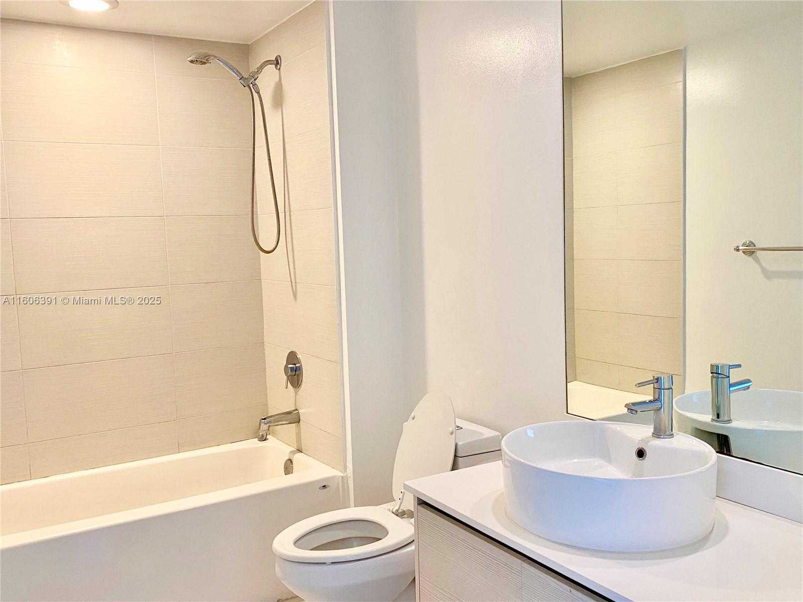Small Image of 4250 BISCAYNE BLVD #806, Miami Number 14