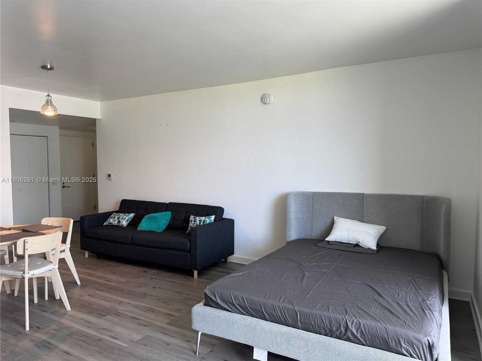 Small Image of 4250 BISCAYNE BLVD #806, Miami Number 21