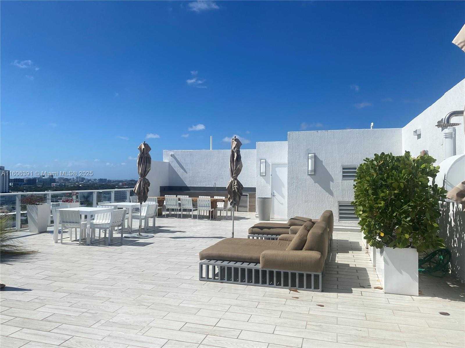 Small Image of 4250 BISCAYNE BLVD #806, Miami Number 27