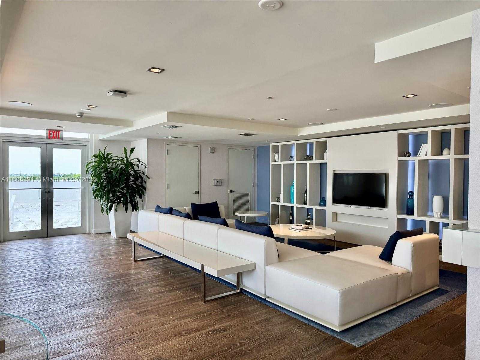 Small Image of 4250 BISCAYNE BLVD #806, Miami Number 35