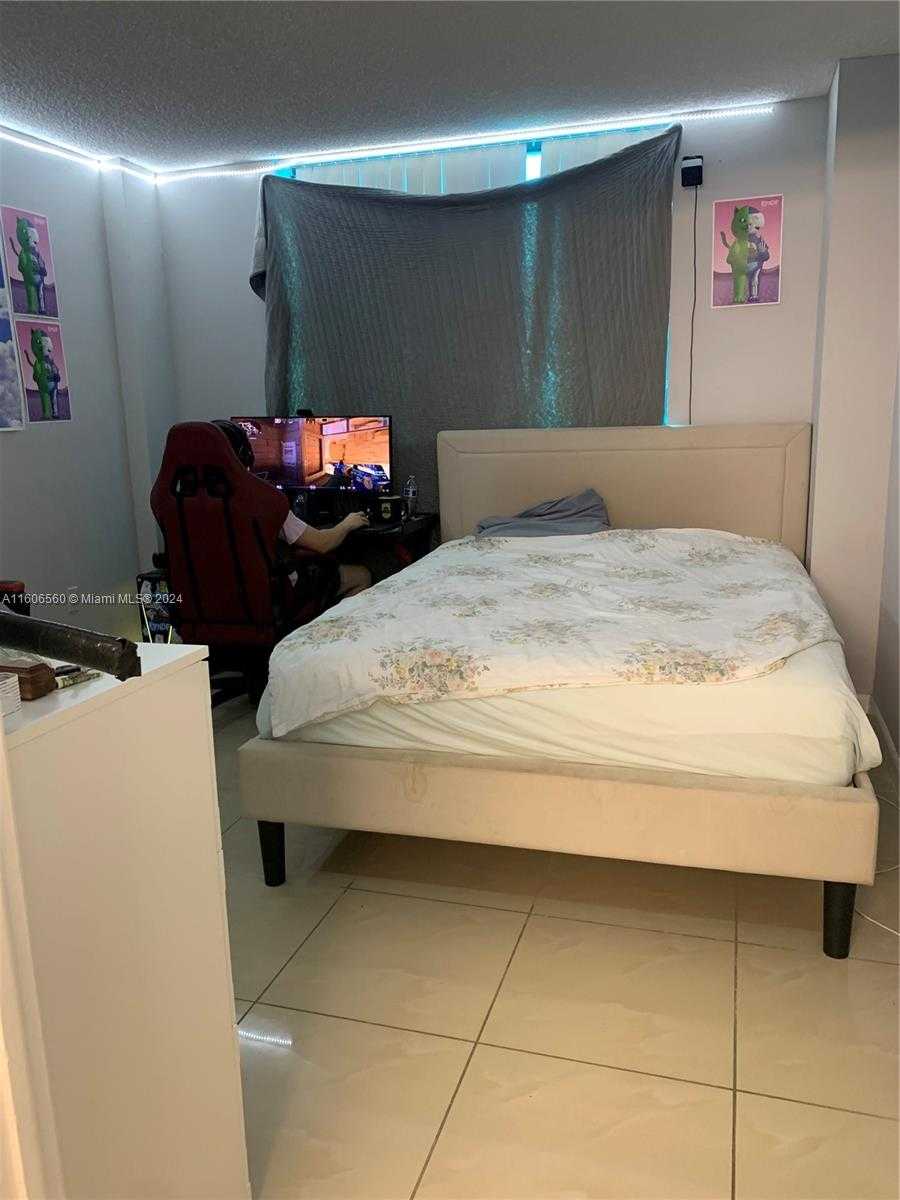 Small Image of 210 174TH ST #604, Sunny Isles Beach Number 19