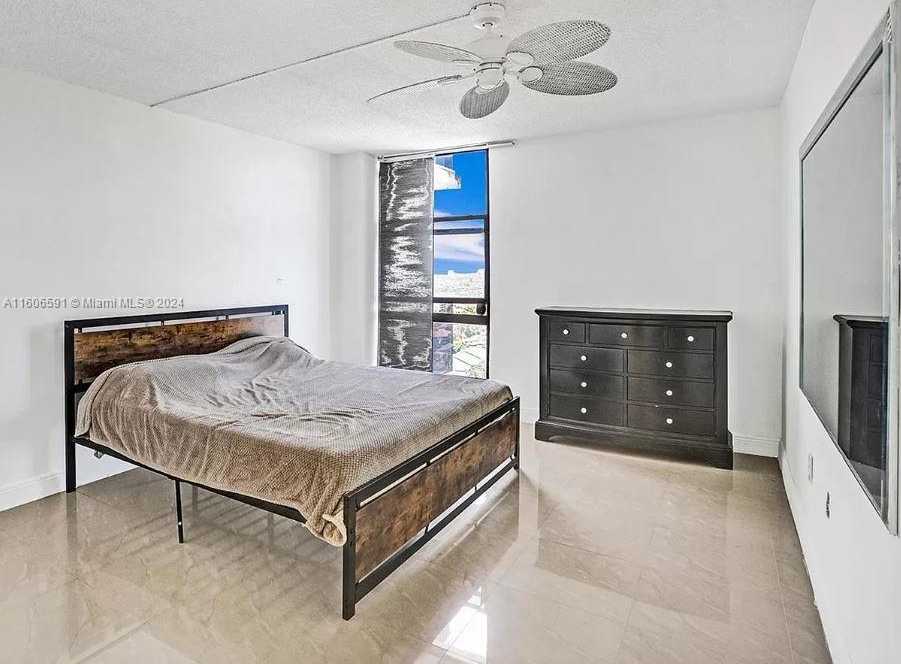 Small Image of 3675 NORTH COUNTRY CLUB DR #2110, Aventura Number 10