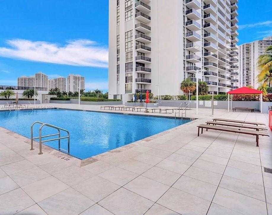 Small Image of 3675 NORTH COUNTRY CLUB DR #2110, Aventura Number 23