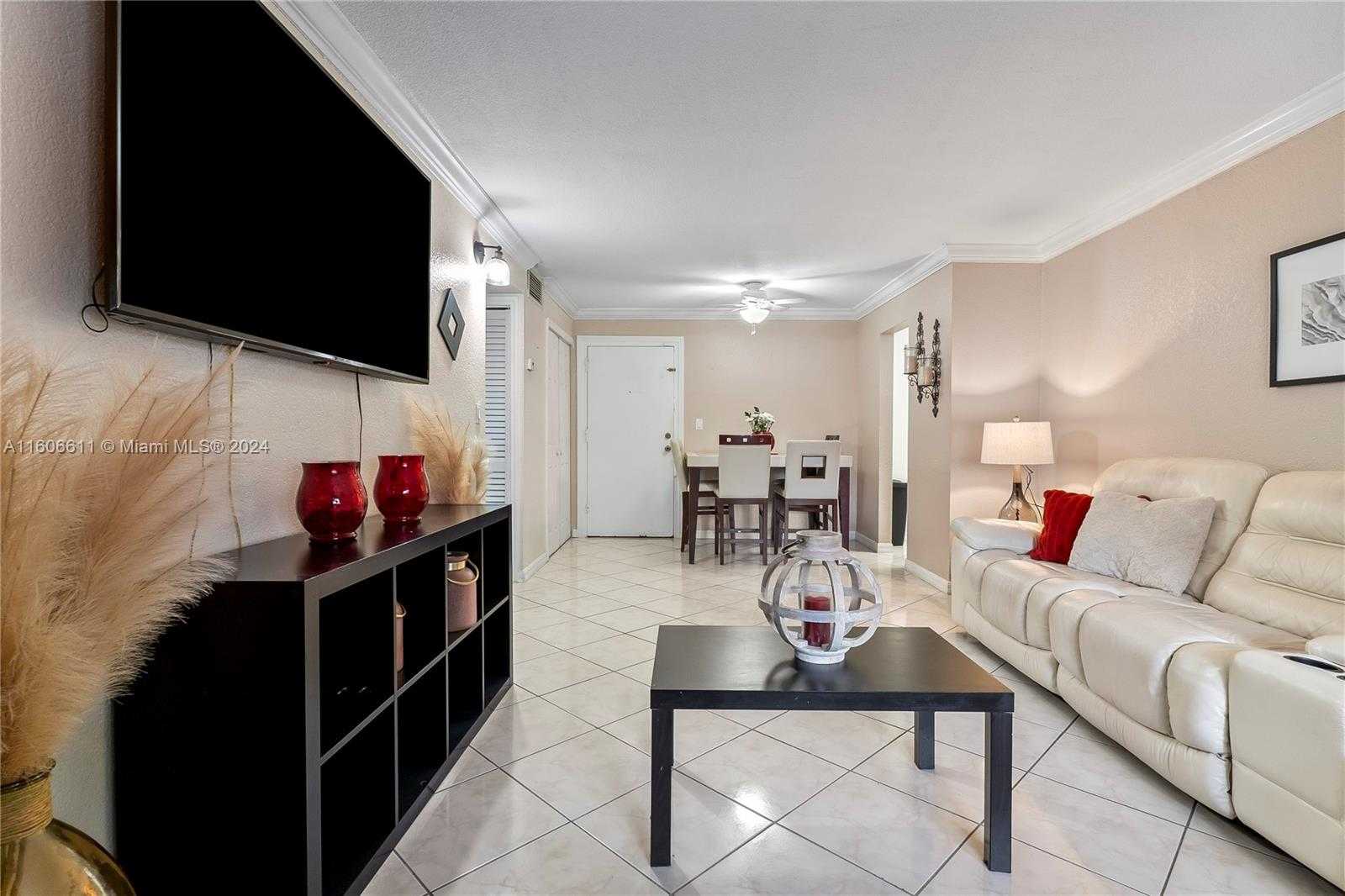 Small Image of 666 WEST 81ST ST #226, Hialeah Number 11