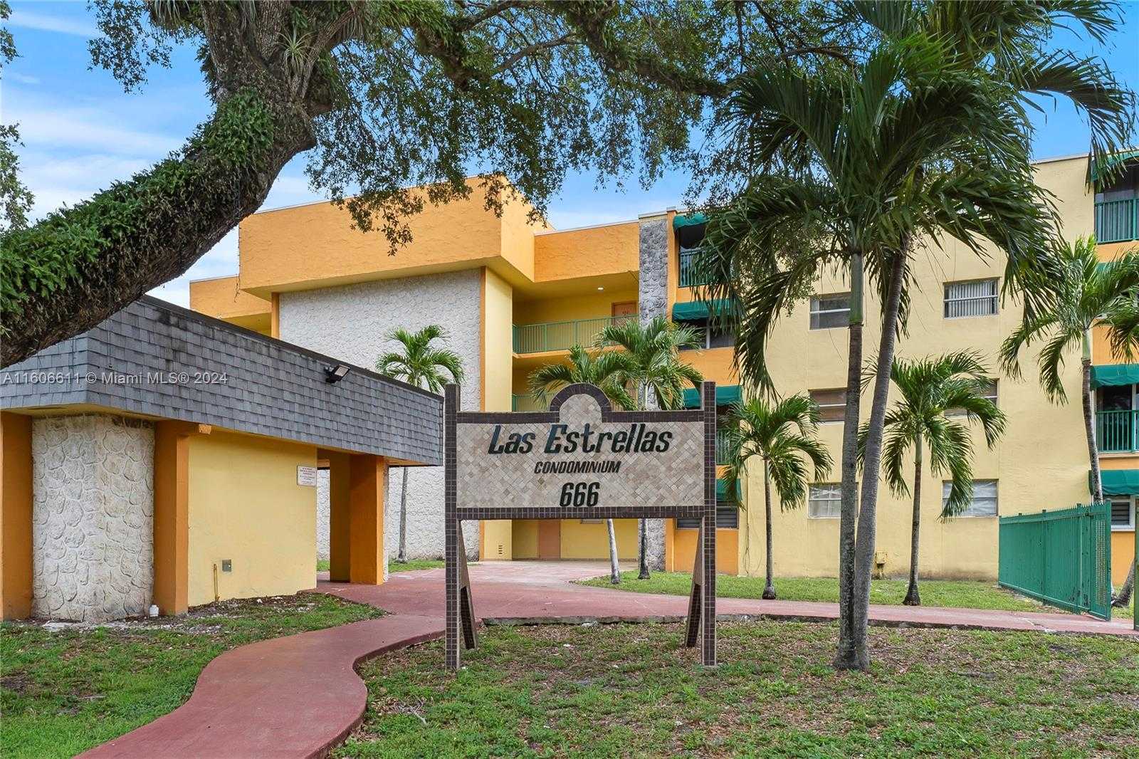 Small Image of 666 WEST 81ST ST #226, Hialeah Number 2