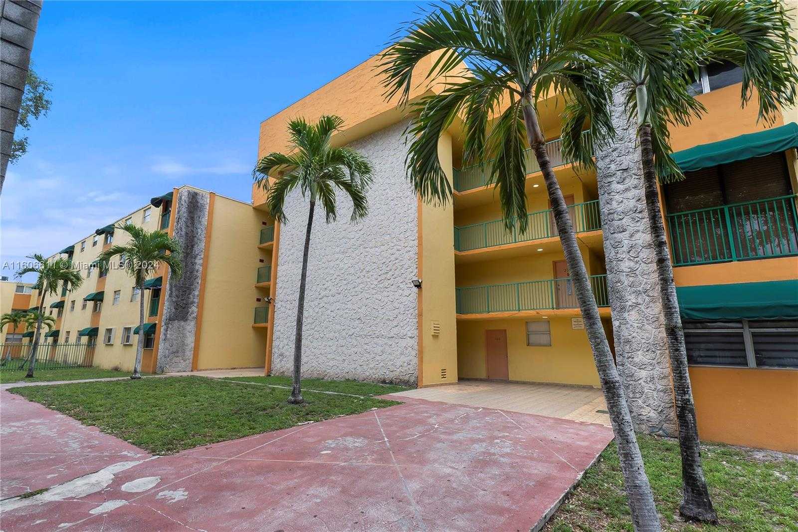 Small Image of 666 WEST 81ST ST #226, Hialeah Number 4