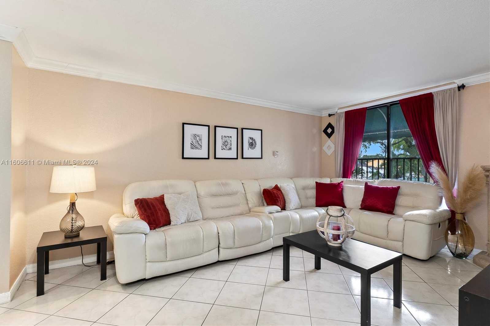 Small Image of 666 WEST 81ST ST #226, Hialeah Number 9