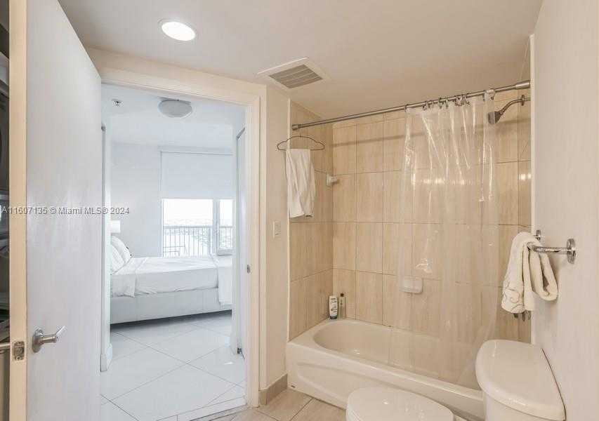 Small Image of 1750 NORTH BAYSHORE DR #4802, Miami Number 10
