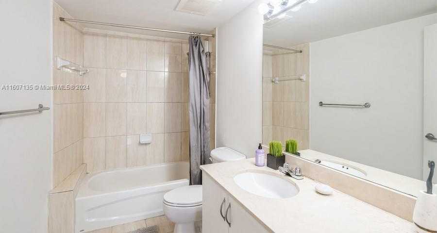 Small Image of 1750 NORTH BAYSHORE DR #4802, Miami Number 13