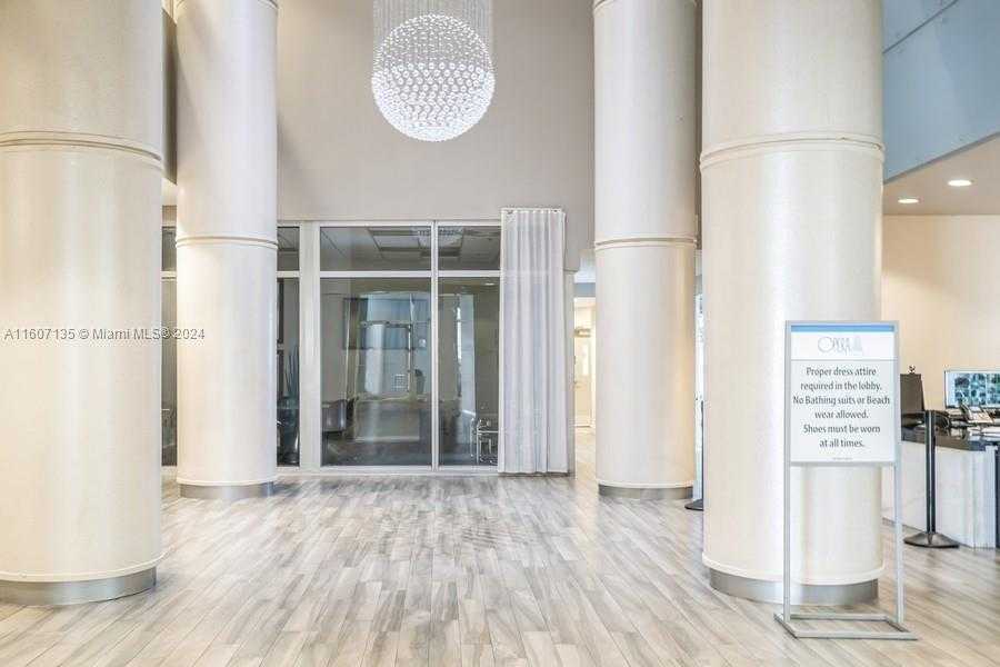 Small Image of 1750 NORTH BAYSHORE DR #4802, Miami Number 19