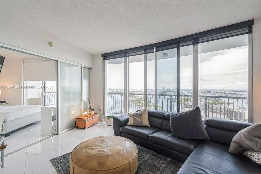 Small Image of 1750 NORTH BAYSHORE DR #4802, Miami Number 6