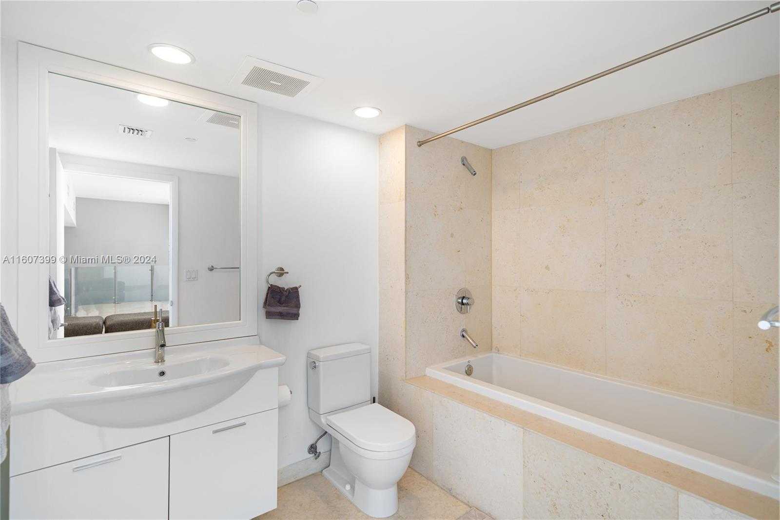 Small Image of 495 ICON BRICKELL #5705, Miami Number 18