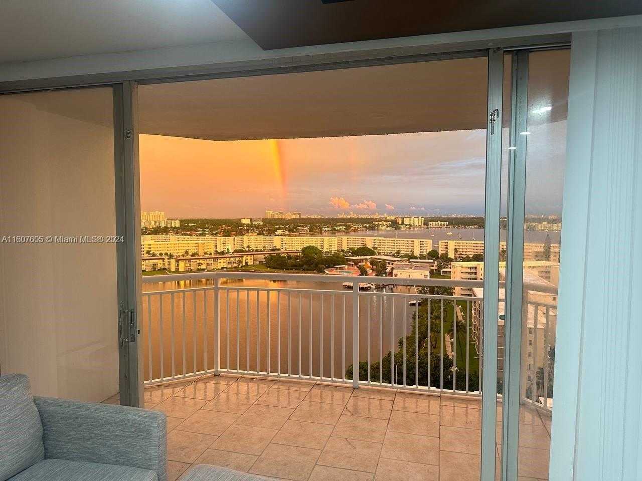 Small Image of 18071 BISCAYNE BLVD #1601, Aventura Number 2