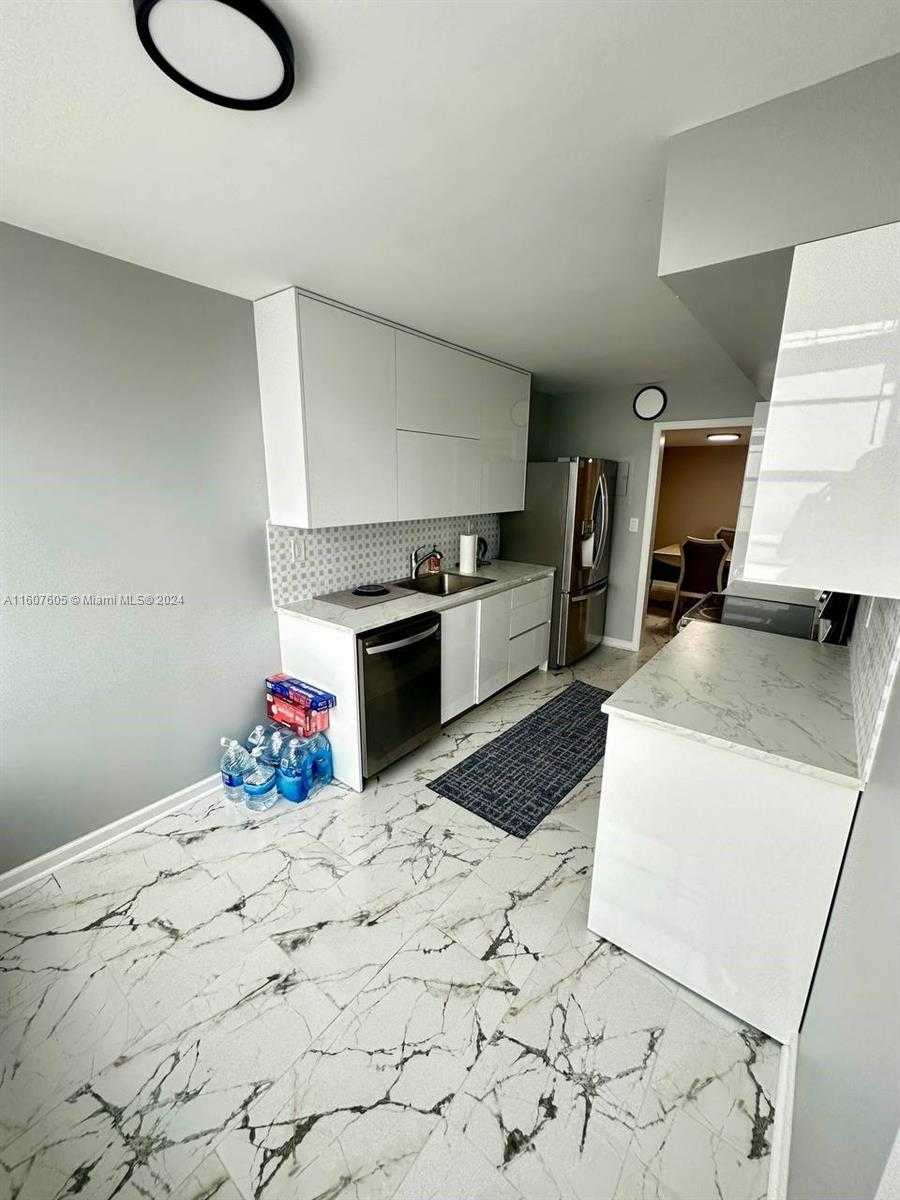 Small Image of 18071 BISCAYNE BLVD #1601, Aventura Number 20