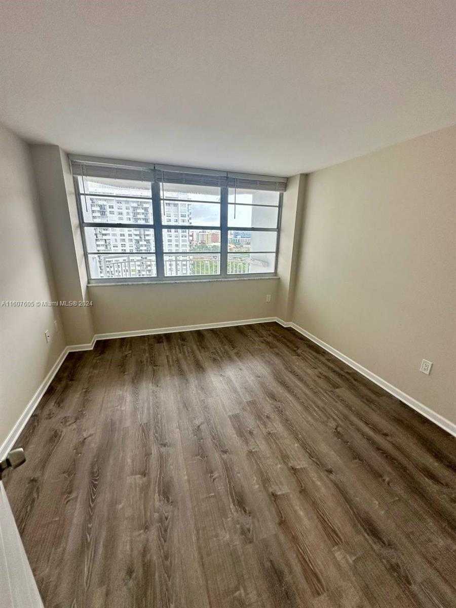Small Image of 18071 BISCAYNE BLVD #1601, Aventura Number 22