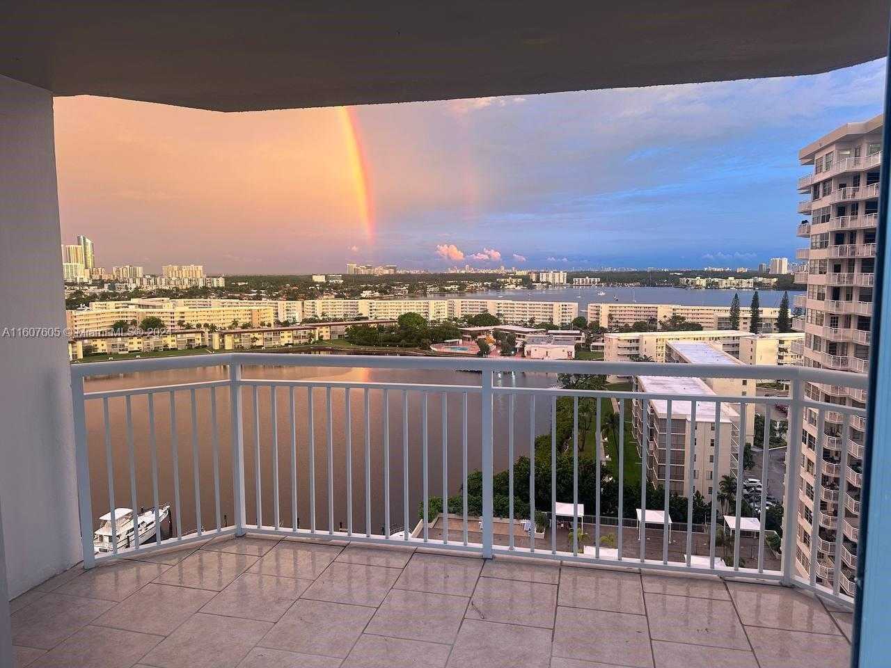 Small Image of 18071 BISCAYNE BLVD #1601, Aventura Number 3