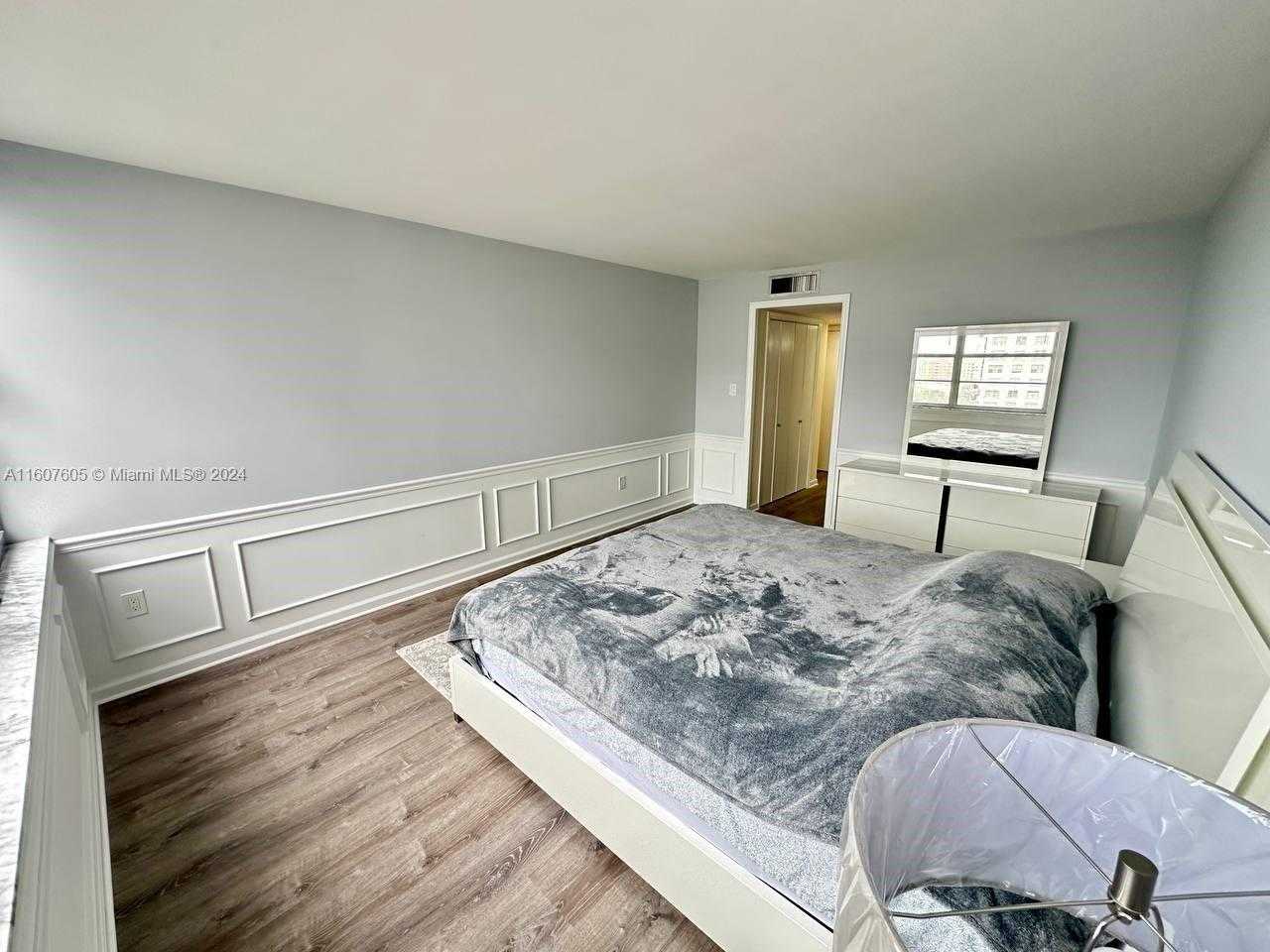 Small Image of 18071 BISCAYNE BLVD #1601, Aventura Number 39