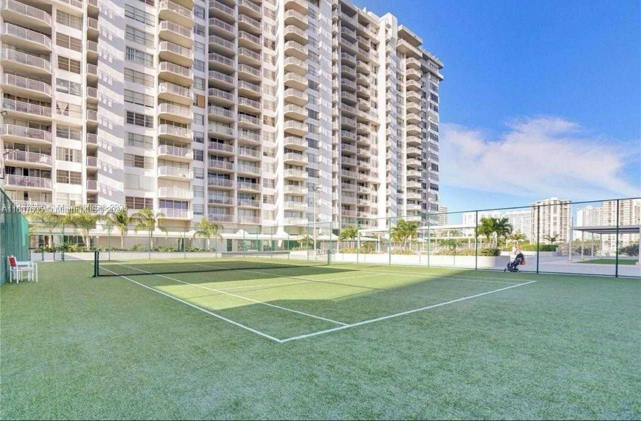 Small Image of 18071 BISCAYNE BLVD #1601, Aventura Number 44