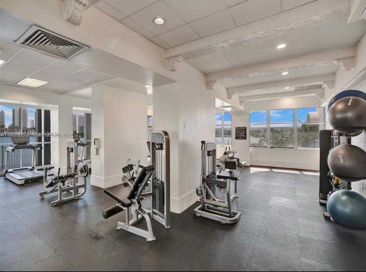 Small Image of 18071 BISCAYNE BLVD #1601, Aventura Number 47