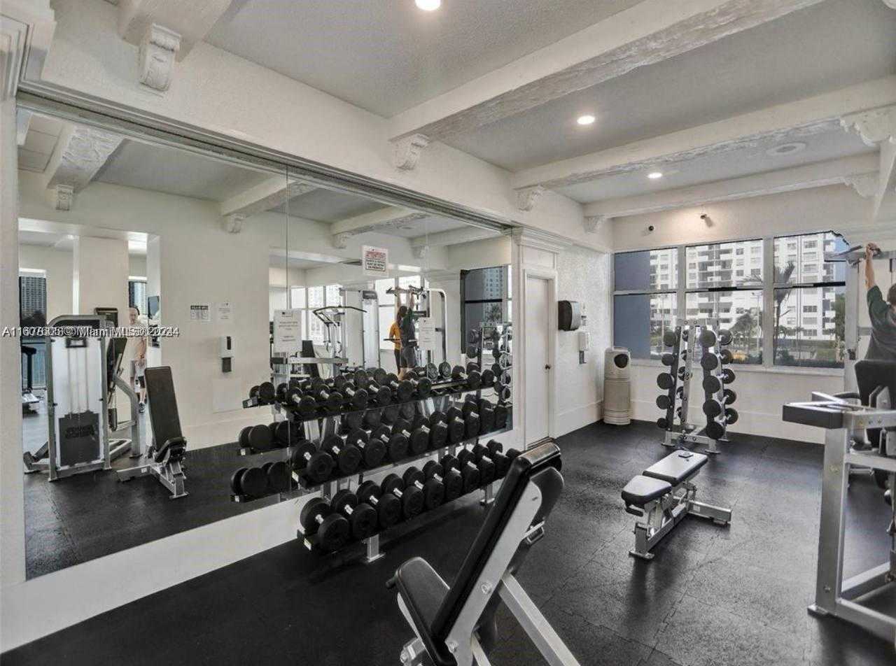Small Image of 18071 BISCAYNE BLVD #1601, Aventura Number 51