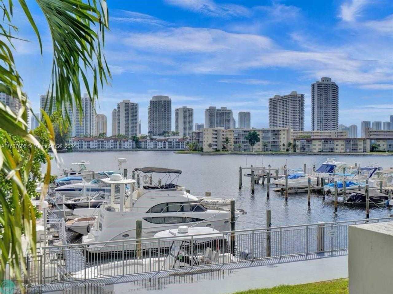 Small Image of 18071 BISCAYNE BLVD #1601, Aventura Number 54