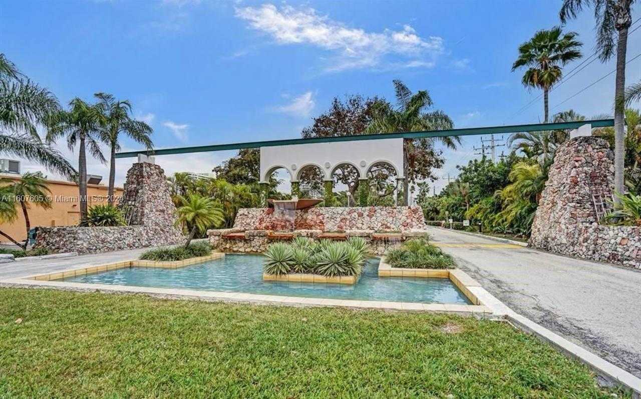 Small Image of 18071 BISCAYNE BLVD #1601, Aventura Number 55