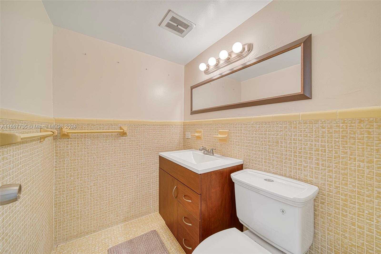 Small Image of 9700 EAST BAY HARBOR DR #508, Bay Harbor Islands Number 11