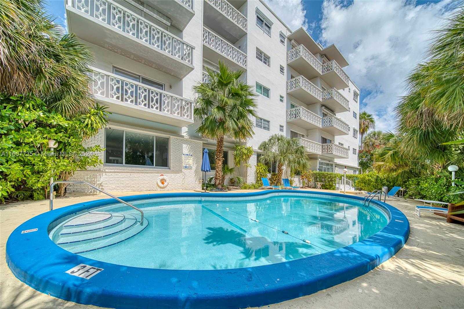 Small Image of 9700 EAST BAY HARBOR DR #508, Bay Harbor Islands Number 31
