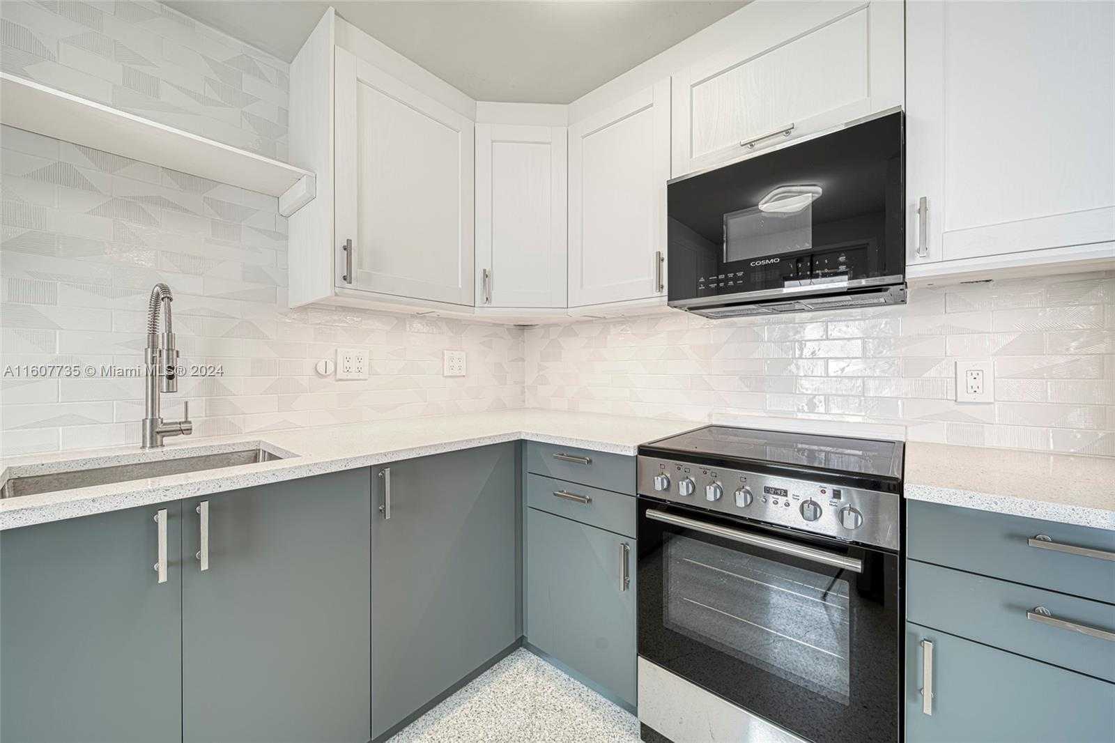 Small Image of 9700 EAST BAY HARBOR DR #508, Bay Harbor Islands Number 4
