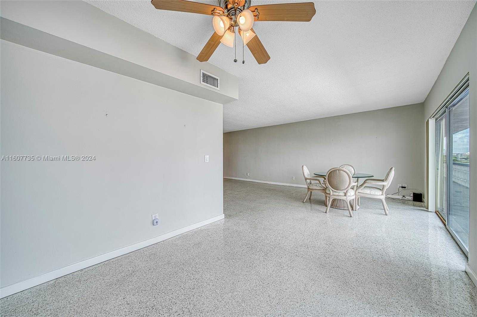 Small Image of 9700 EAST BAY HARBOR DR #508, Bay Harbor Islands Number 7