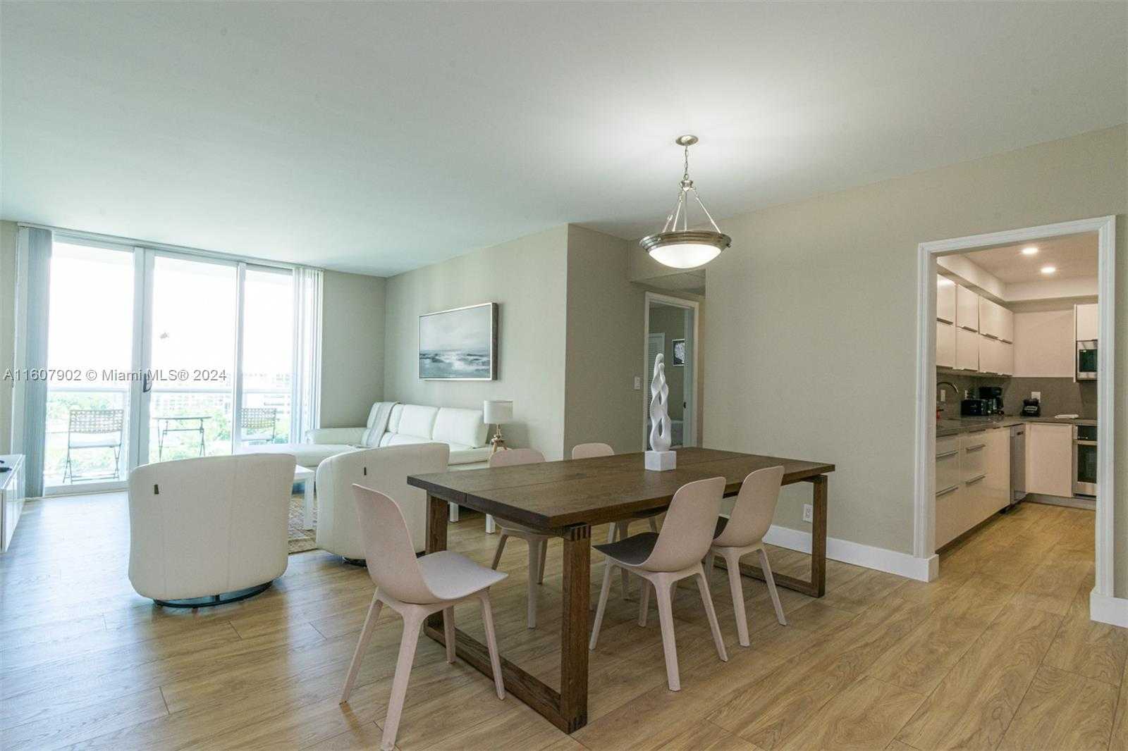 Small Image of 3801 SOUTH OCEAN DR #9P, Hollywood Number 2