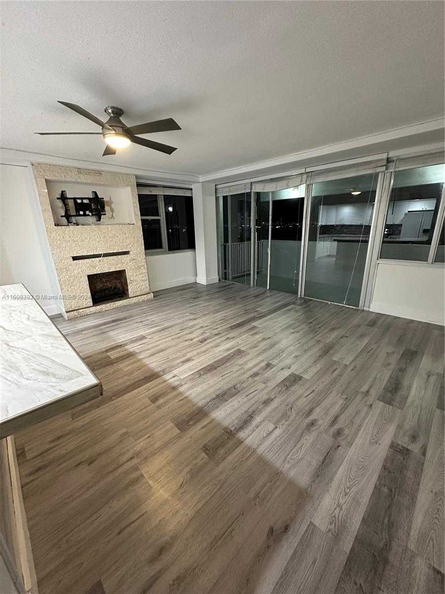 Small Image of 7545 EAST TREASURE DR #9H, North Bay Village Number 25