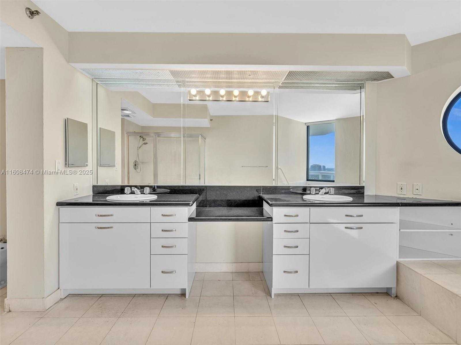 Small Image of 20185 EAST COUNTRY CLUB DR #1904, Aventura Number 19