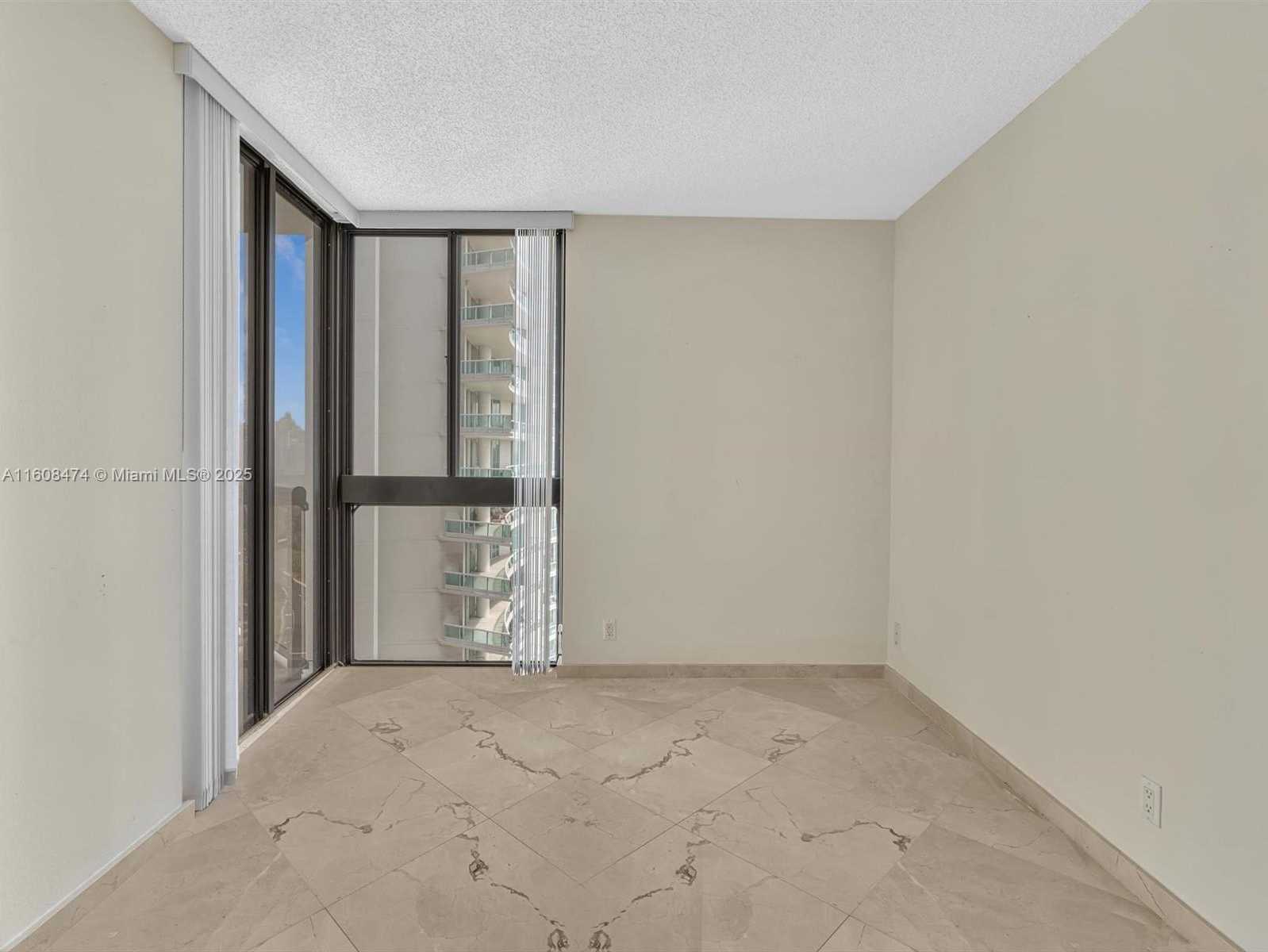 Small Image of 20185 EAST COUNTRY CLUB DR #1904, Aventura Number 22