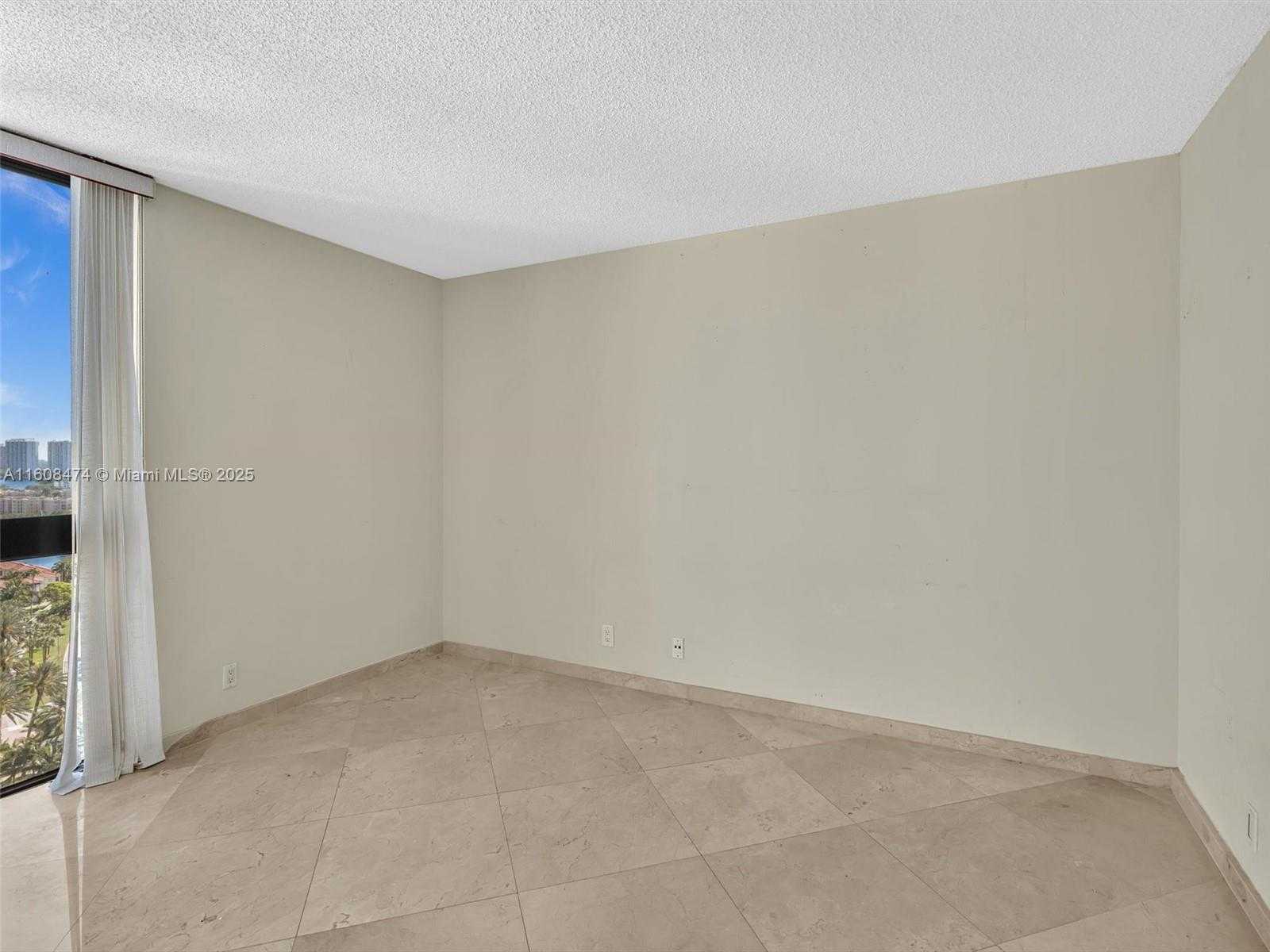 Small Image of 20185 EAST COUNTRY CLUB DR #1904, Aventura Number 24