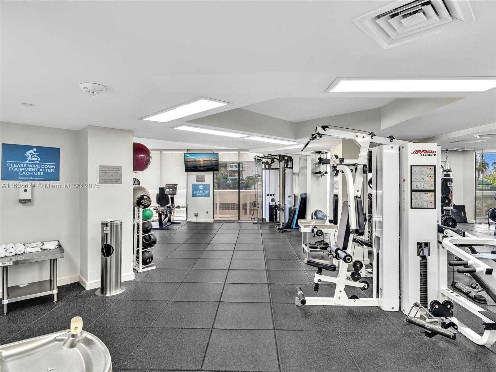 Small Image of 20185 EAST COUNTRY CLUB DR #1904, Aventura Number 30