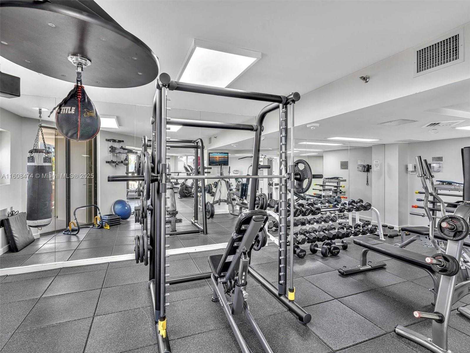 Small Image of 20185 EAST COUNTRY CLUB DR #1904, Aventura Number 31
