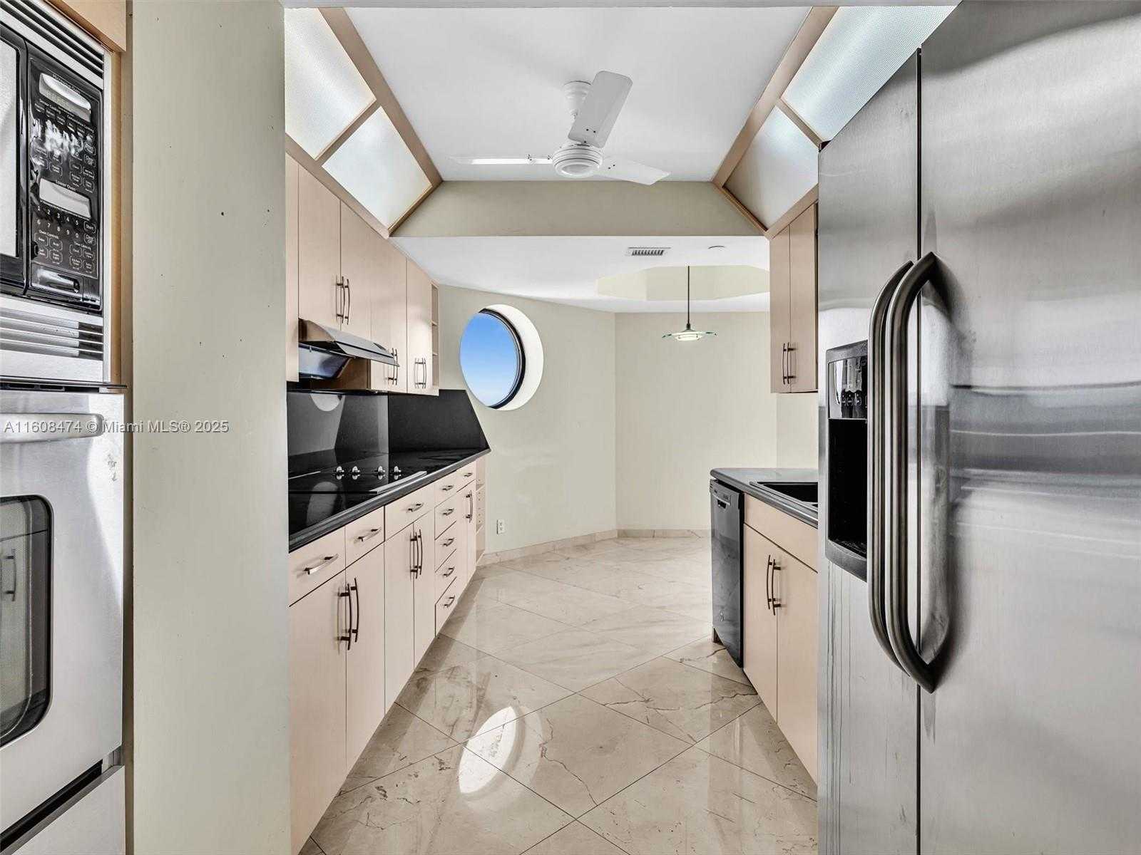 Small Image of 20185 EAST COUNTRY CLUB DR #1904, Aventura Number 5