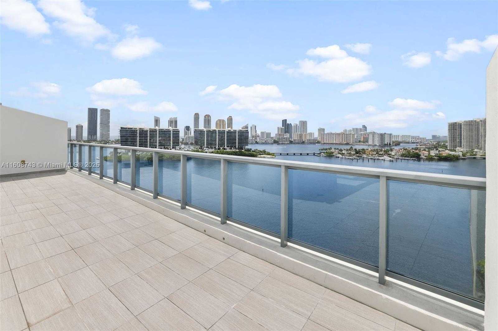 Small Image of 3300 NORTH EAST 188TH ST #UPH12 + Rooftop, Aventura Number 31