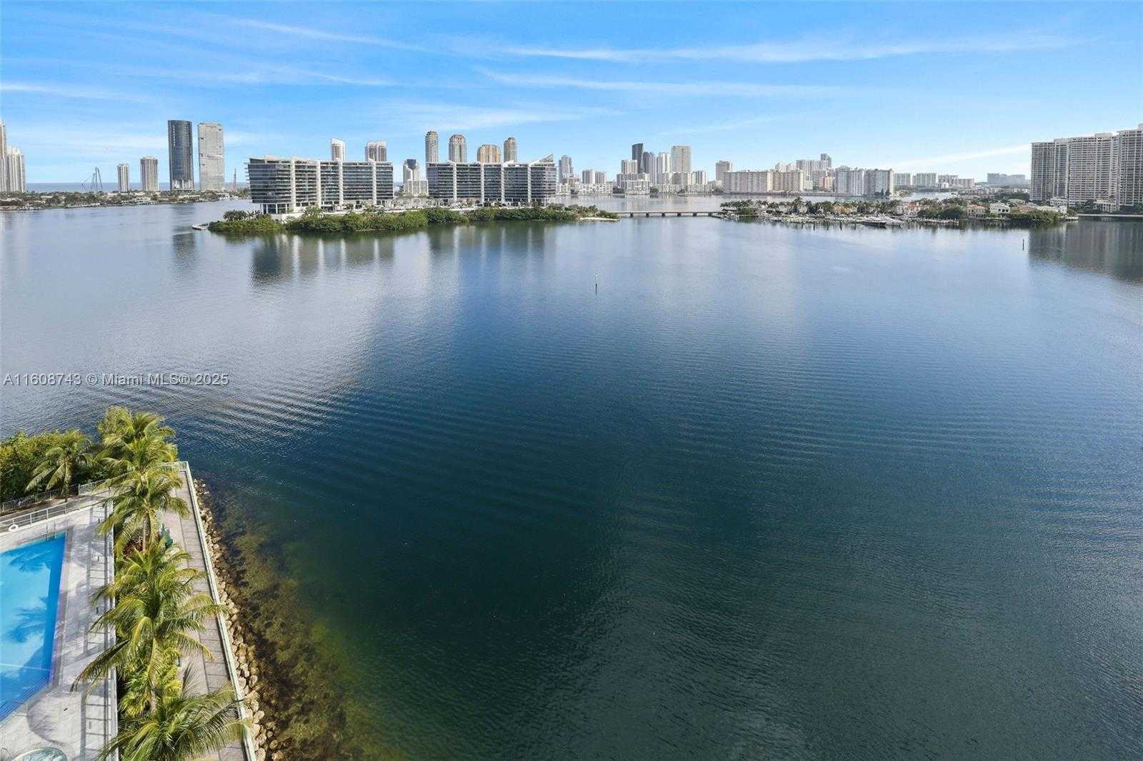 Small Image of 3300 NORTH EAST 188TH ST #UPH12 + Rooftop, Aventura Number 32