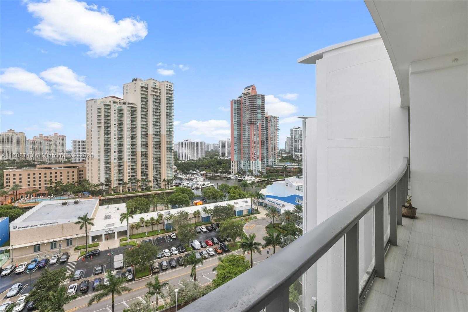 Small Image of 3300 NORTH EAST 188TH ST #UPH12 + Rooftop, Aventura Number 36