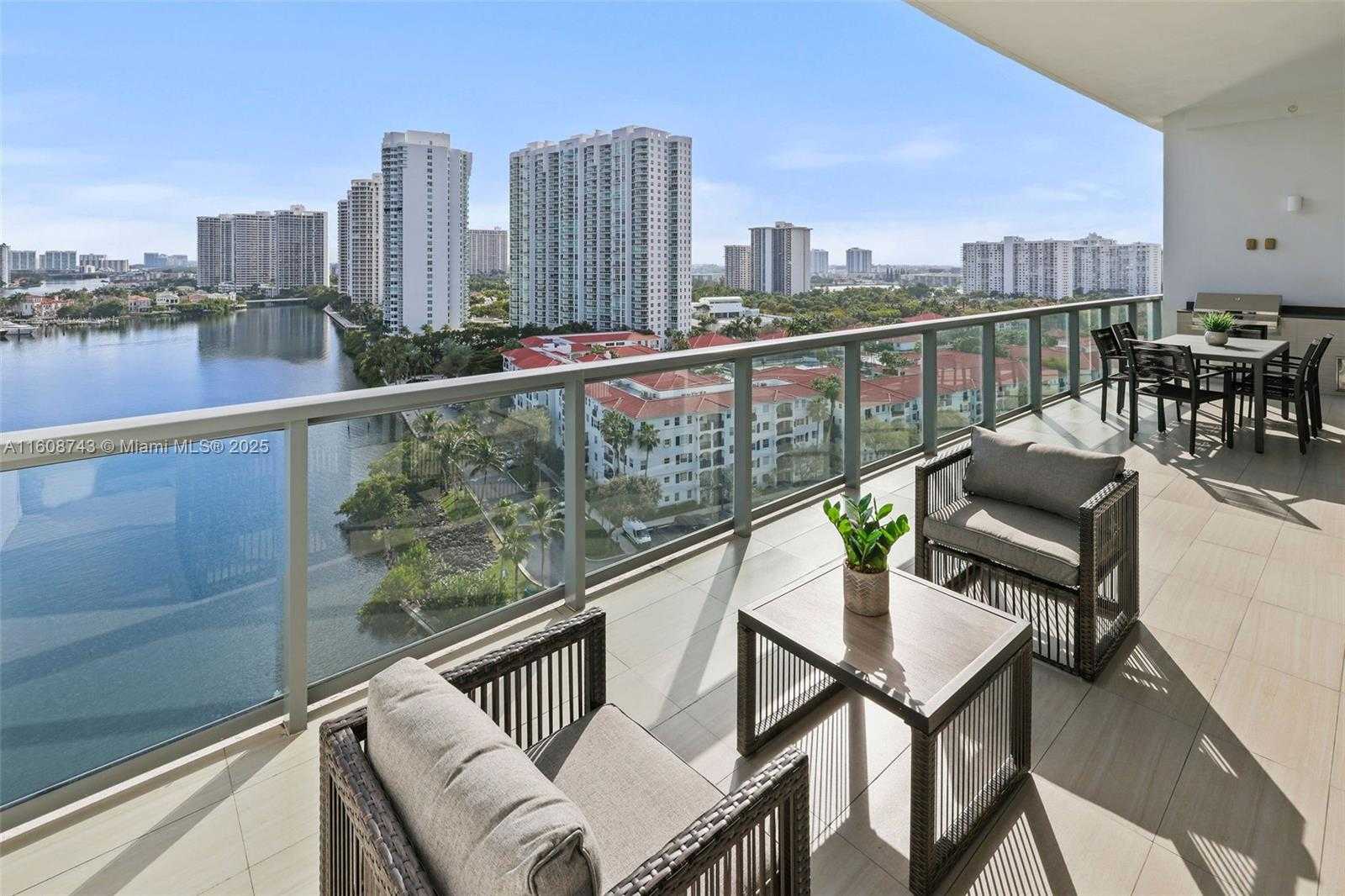 Small Image of 3300 NORTH EAST 188TH ST #UPH12 + Rooftop, Aventura Number 38