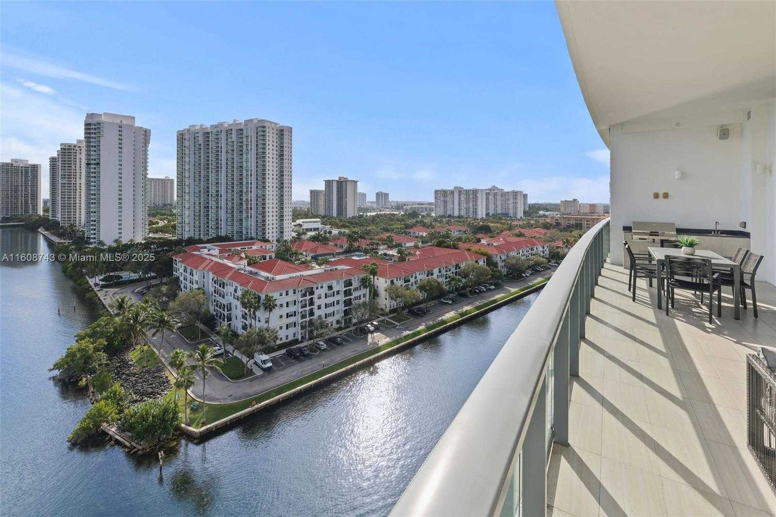 Small Image of 3300 NORTH EAST 188TH ST #UPH12 + Rooftop, Aventura Number 39