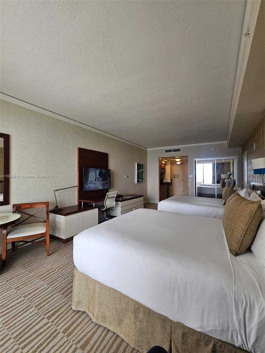 Small Image of 18001 COLLINS AVE #2112, Sunny Isles Beach Number 8