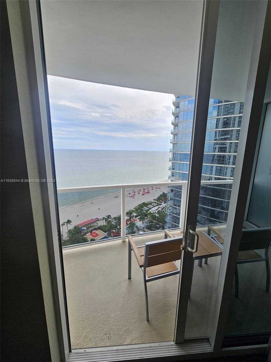 Small Image of 18001 COLLINS AVE #2610, Sunny Isles Beach Number 5