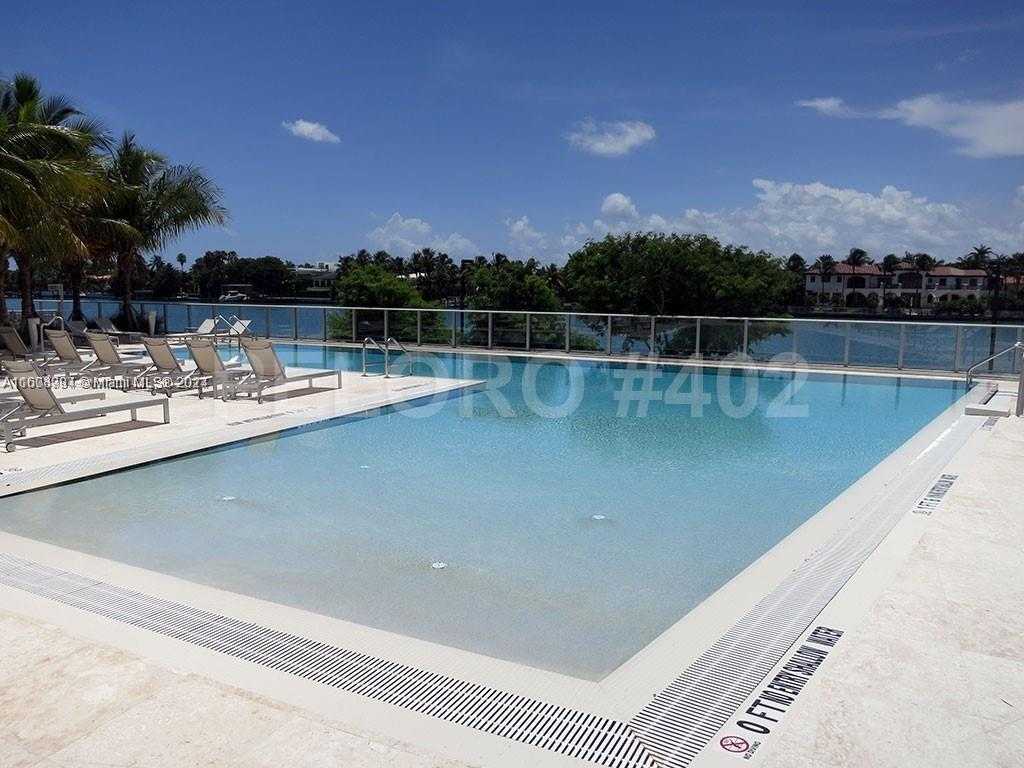 Small Image of 6620 INDIAN CREEK DR #402, Miami Beach Number 14