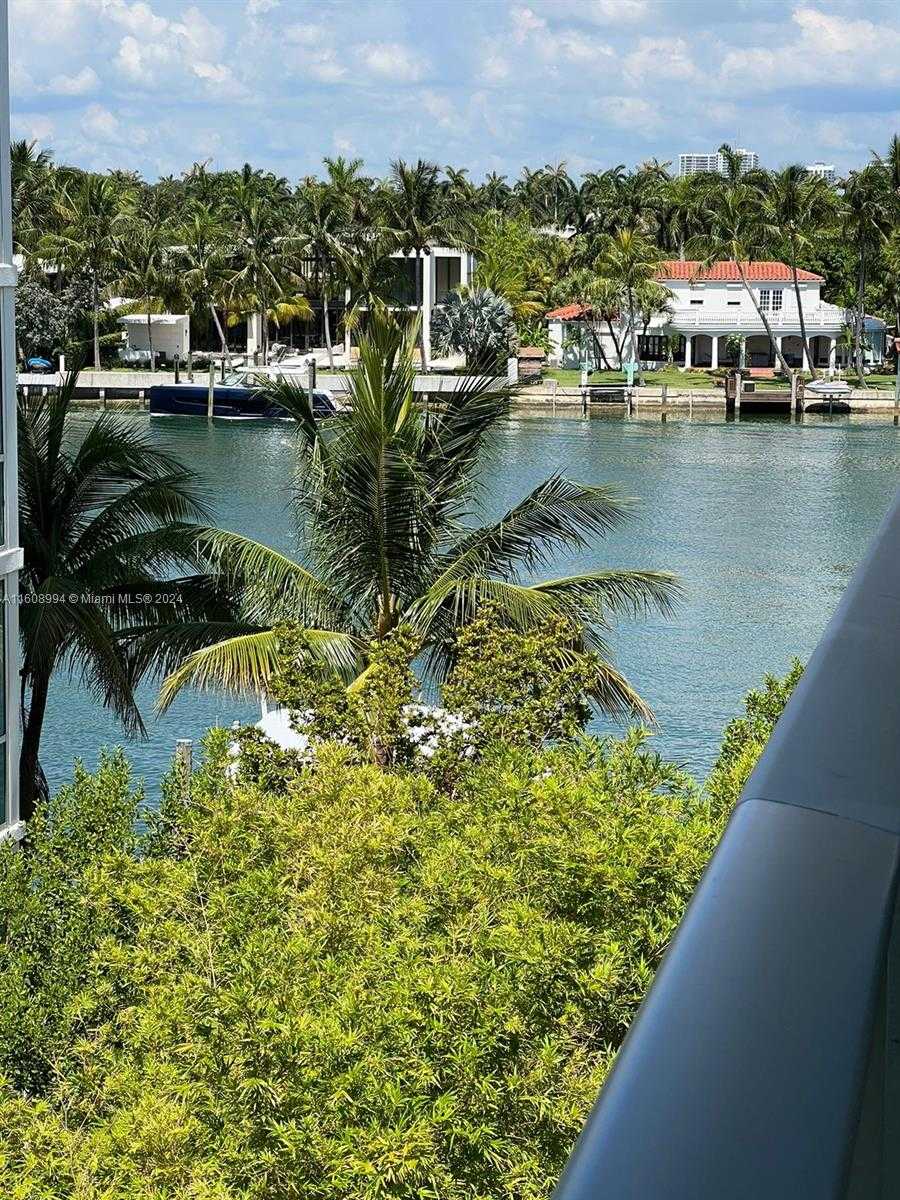 Small Image of 6620 INDIAN CREEK DR #402, Miami Beach Number 2