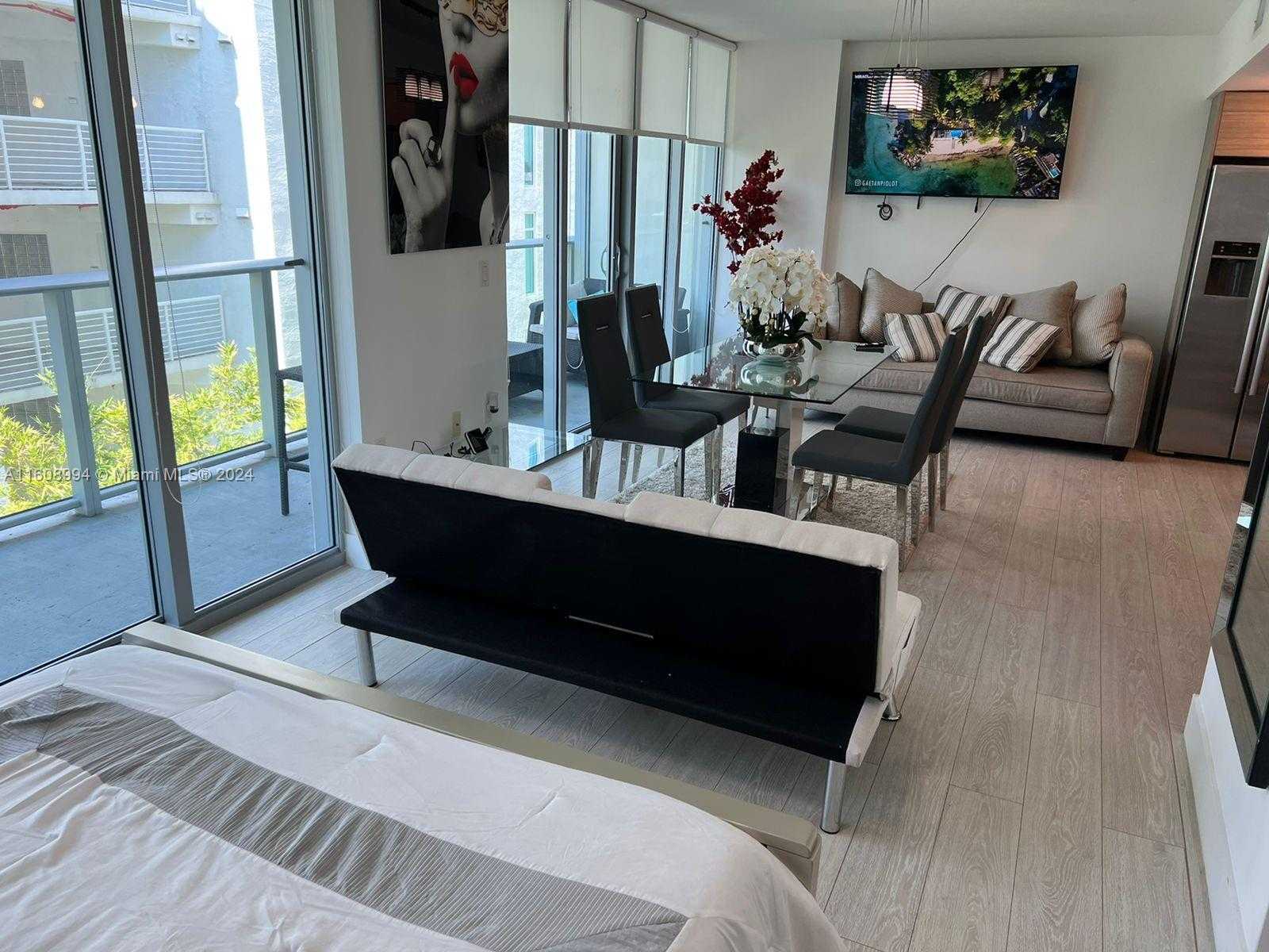 Small Image of 6620 INDIAN CREEK DR #402, Miami Beach Number 20